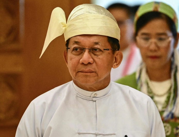 Min Aung Hlaing has set a 100-day deadline for opposition armed groups to join a new round of peace negotiations.